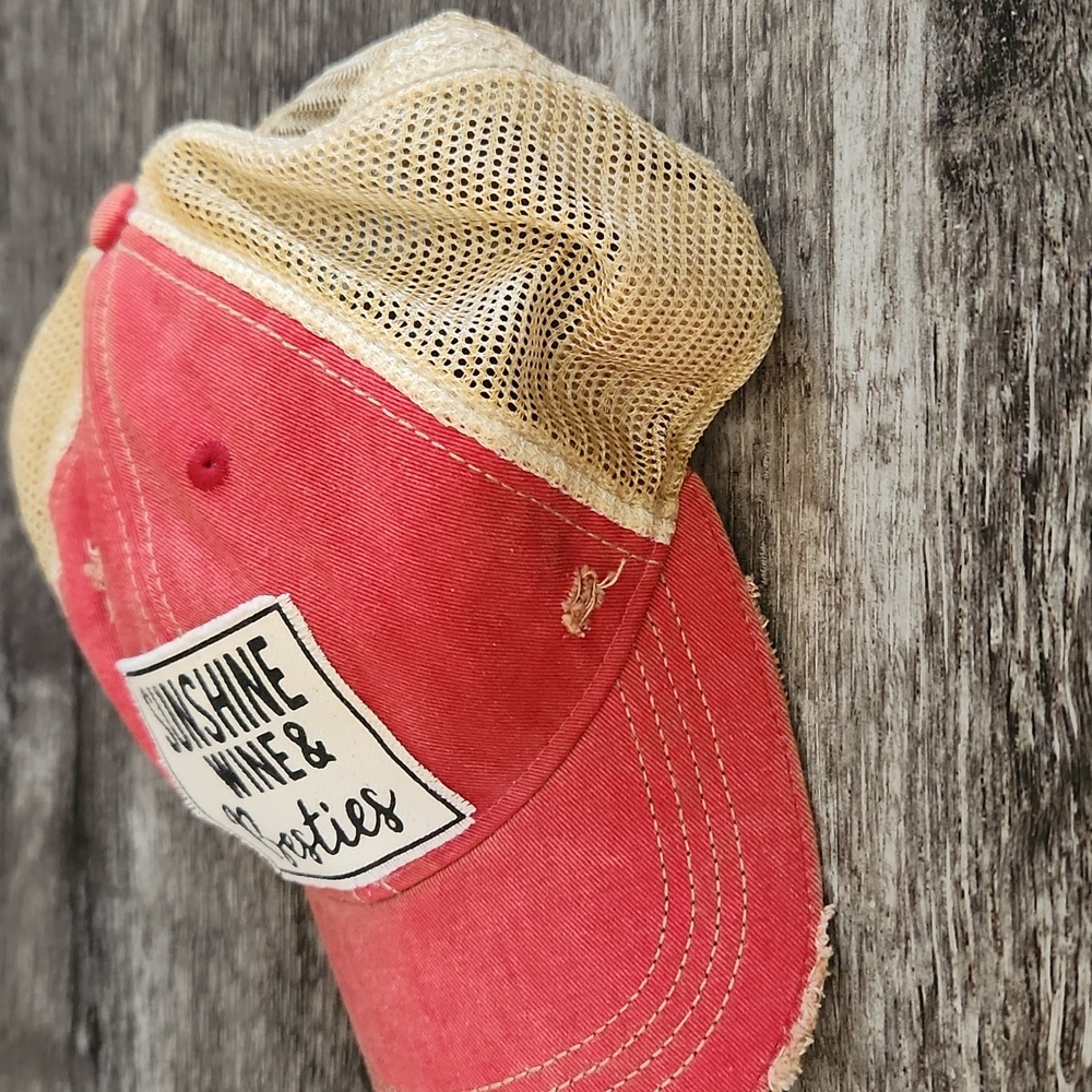 NWOT Sunshine Wine & Besties Baseball Hat - Picture 2 of 6